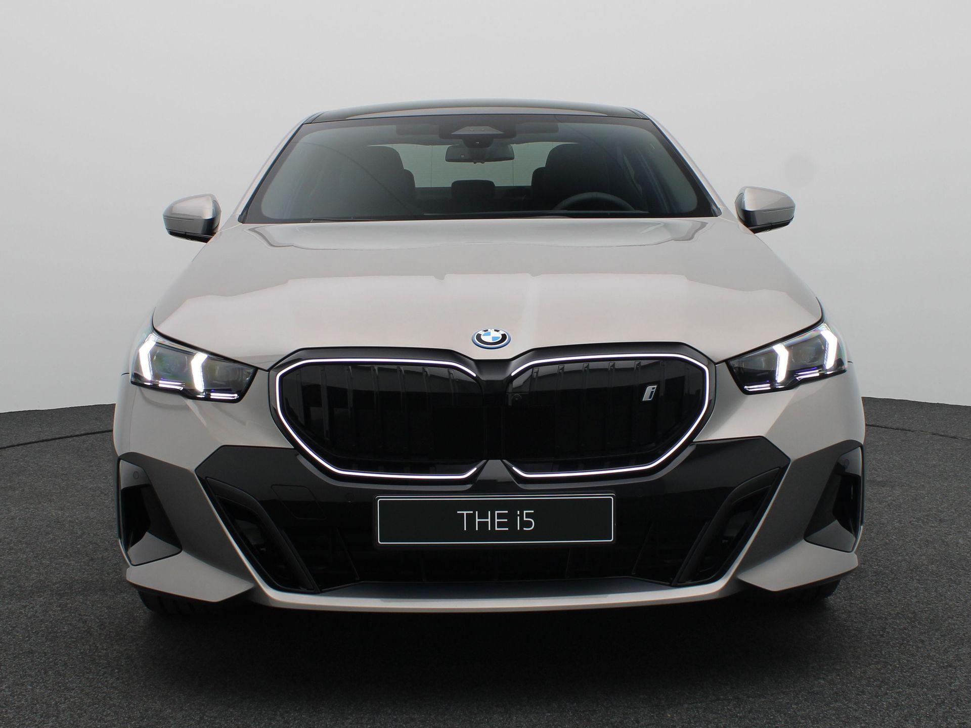 BMW i5 eDrive40 - Afbeelding 3