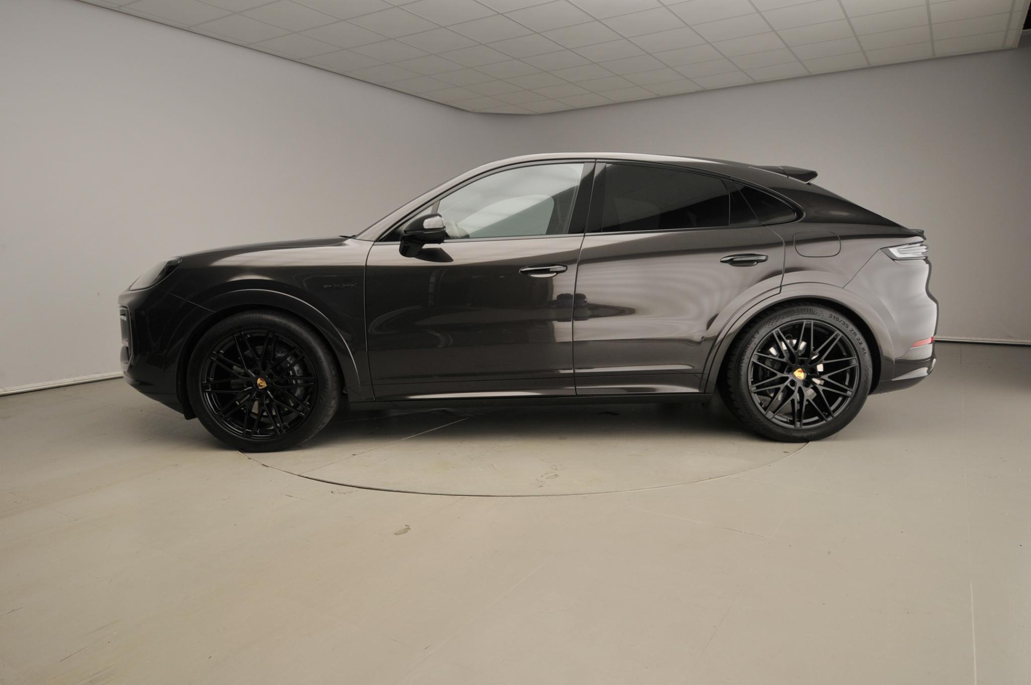 Porsche Cayenne Coupé 3.0 E-Hybrid - Afbeelding 2