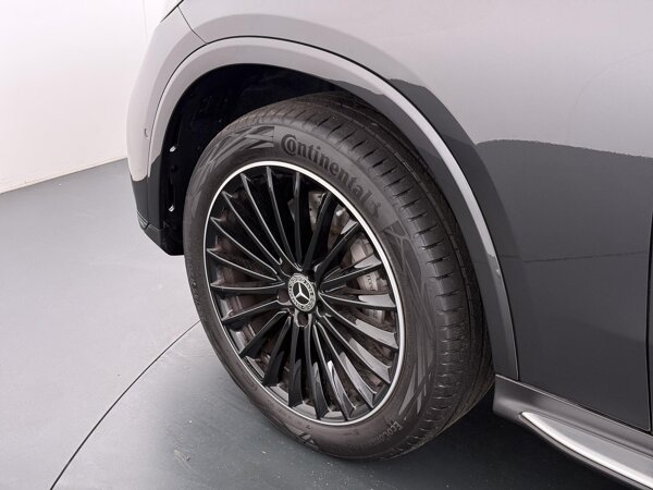 20" multispaaks lichtmetalen AMG-velgen
