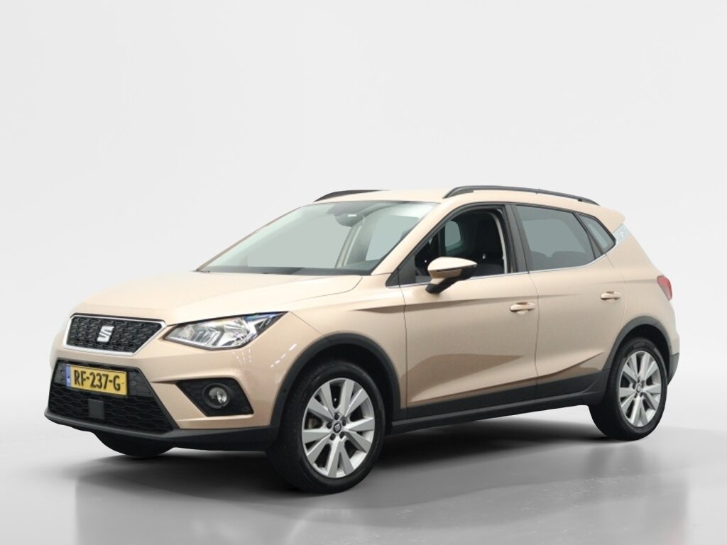 SEAT Arona 1.0 TSI Style Launch | Trekhaak | Navigatie | Camera | Stoelverwarming