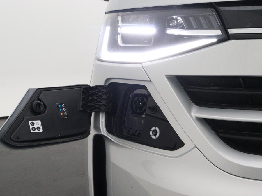 Volkswagen Bedrijfswagens e-Transporter Bulli L2 210 kW / 286 pk