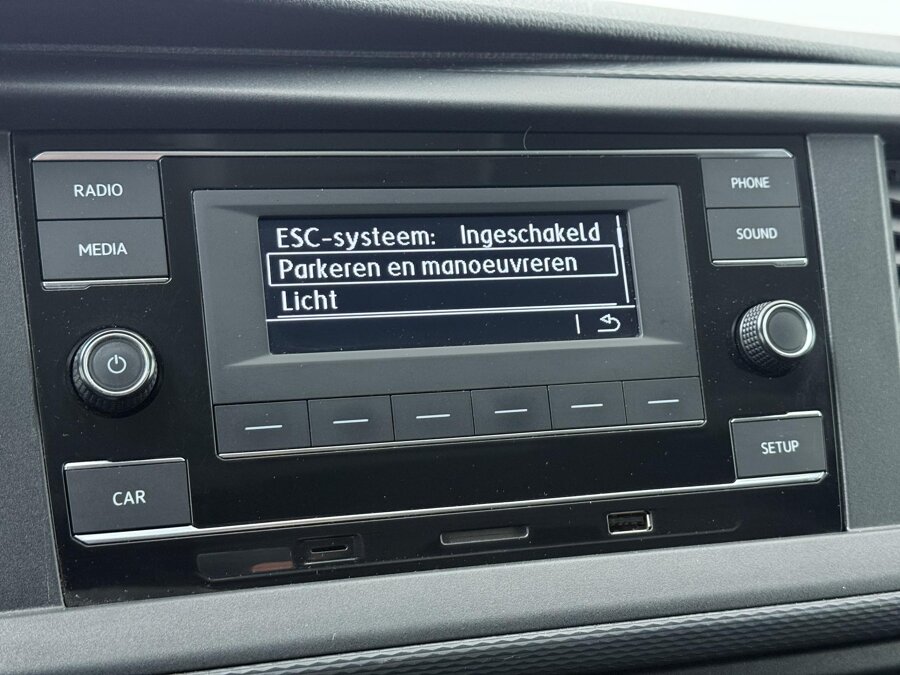 Volkswagen Bedrijfswagens Transporter 2.0 TDI 110 PK L1H1 26