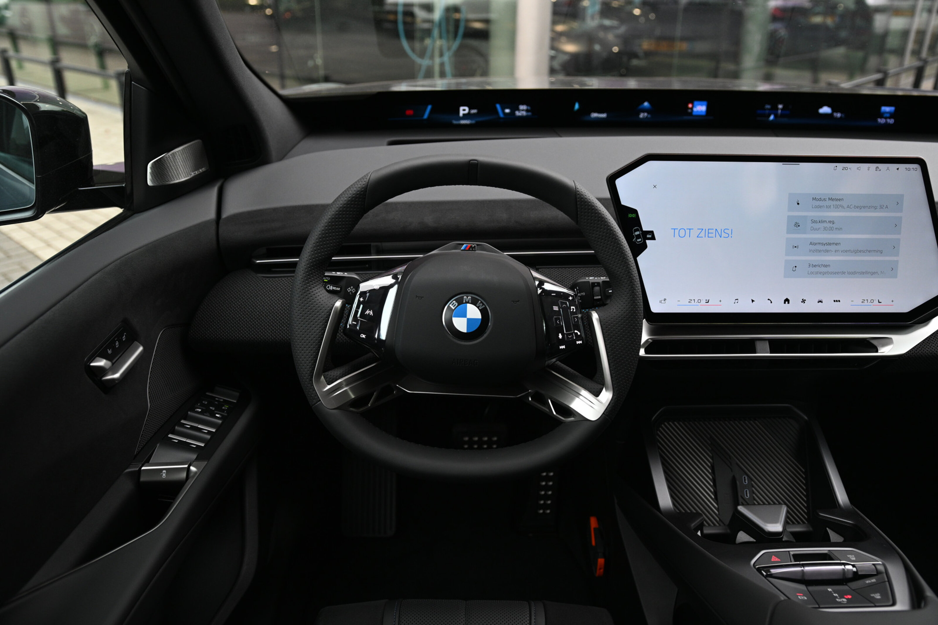 BMW iX3 6