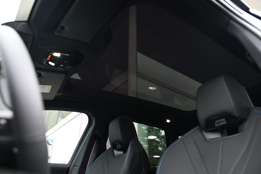 BMW iX3 11