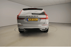 Volvo XC60 2.0 T6 Plug-in hybrid AWD Plus - Afbeelding 3