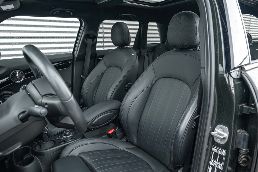 MINI Cooper S 38