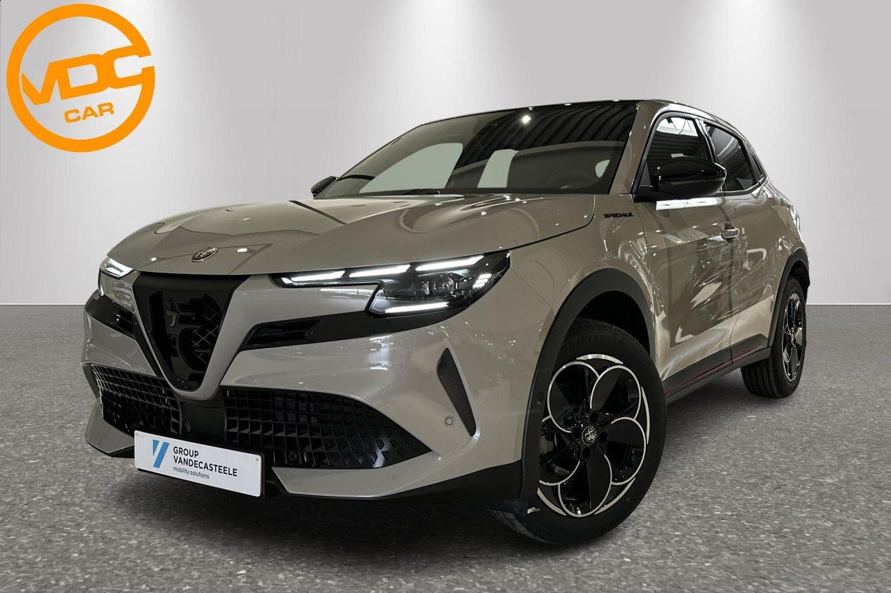 Alfa Romeo Junior Ibrida My25 Speciale 1.2 Hybrid 145 Edct6