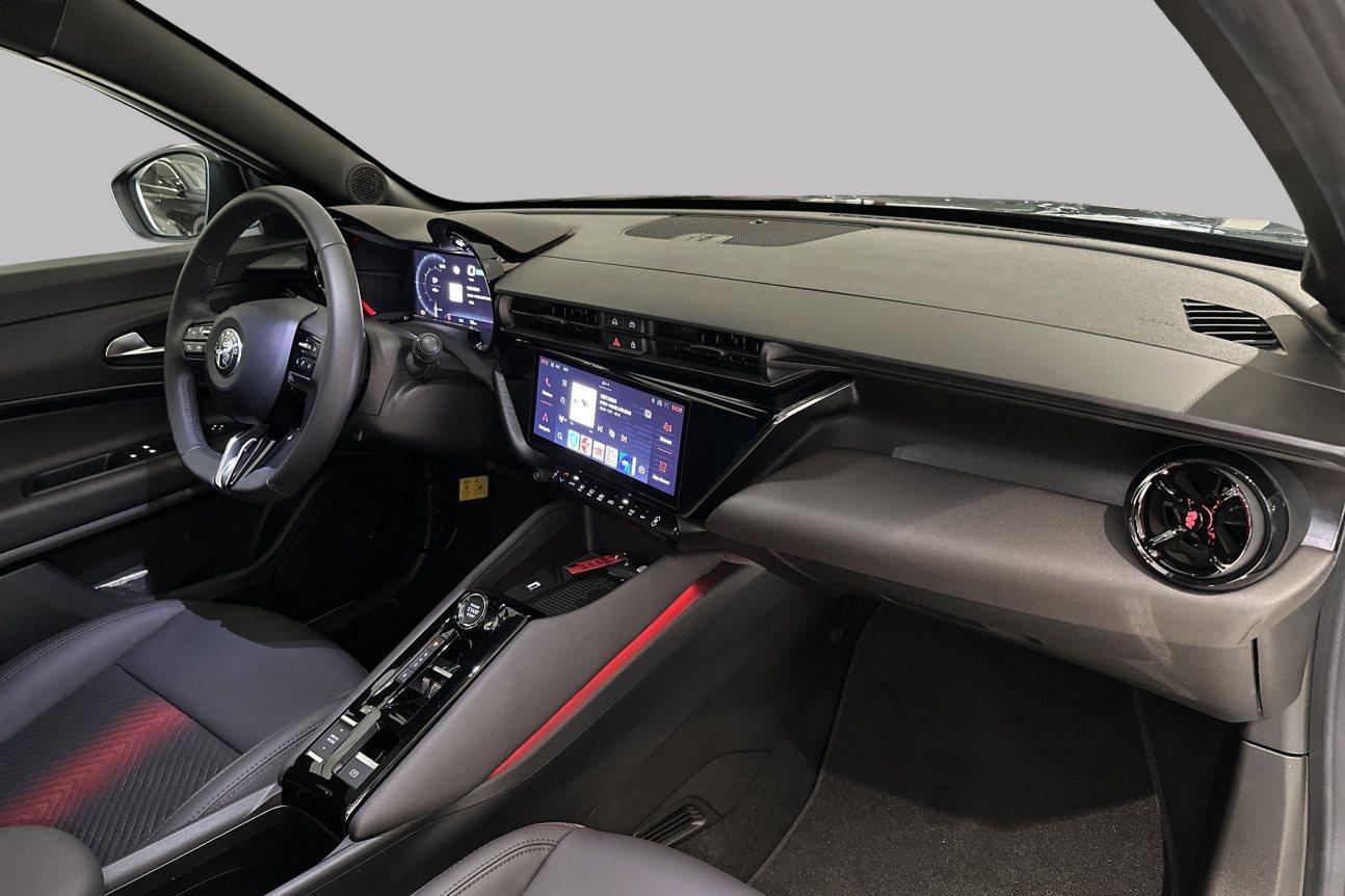 Alfa Romeo Junior Elettrica MY25 BEV 156 54kWh - Afbeelding 2
