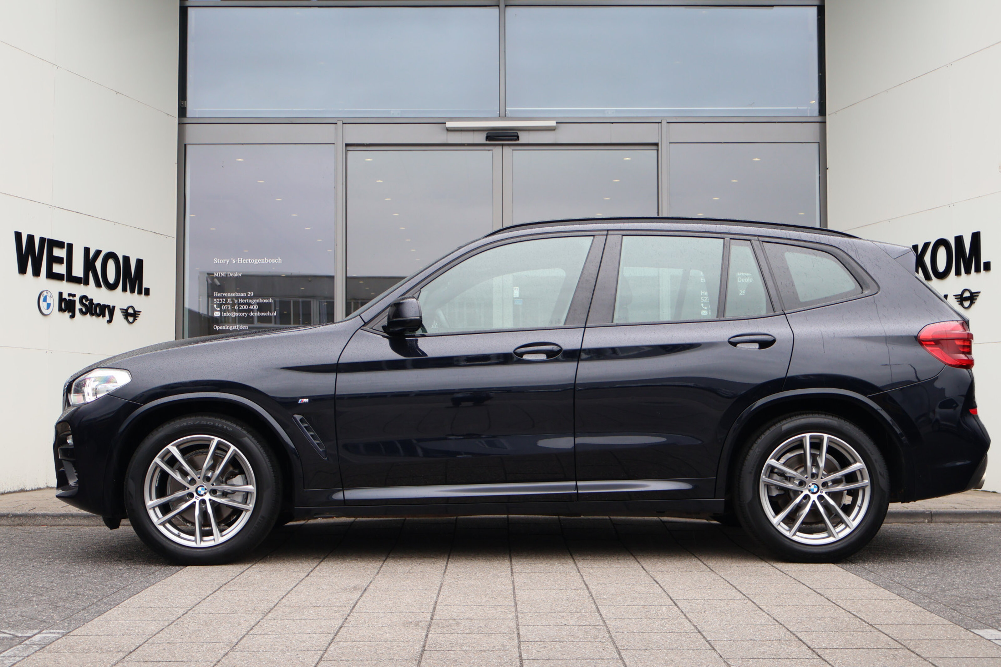 BMW X3 7