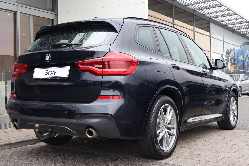 BMW X3 8