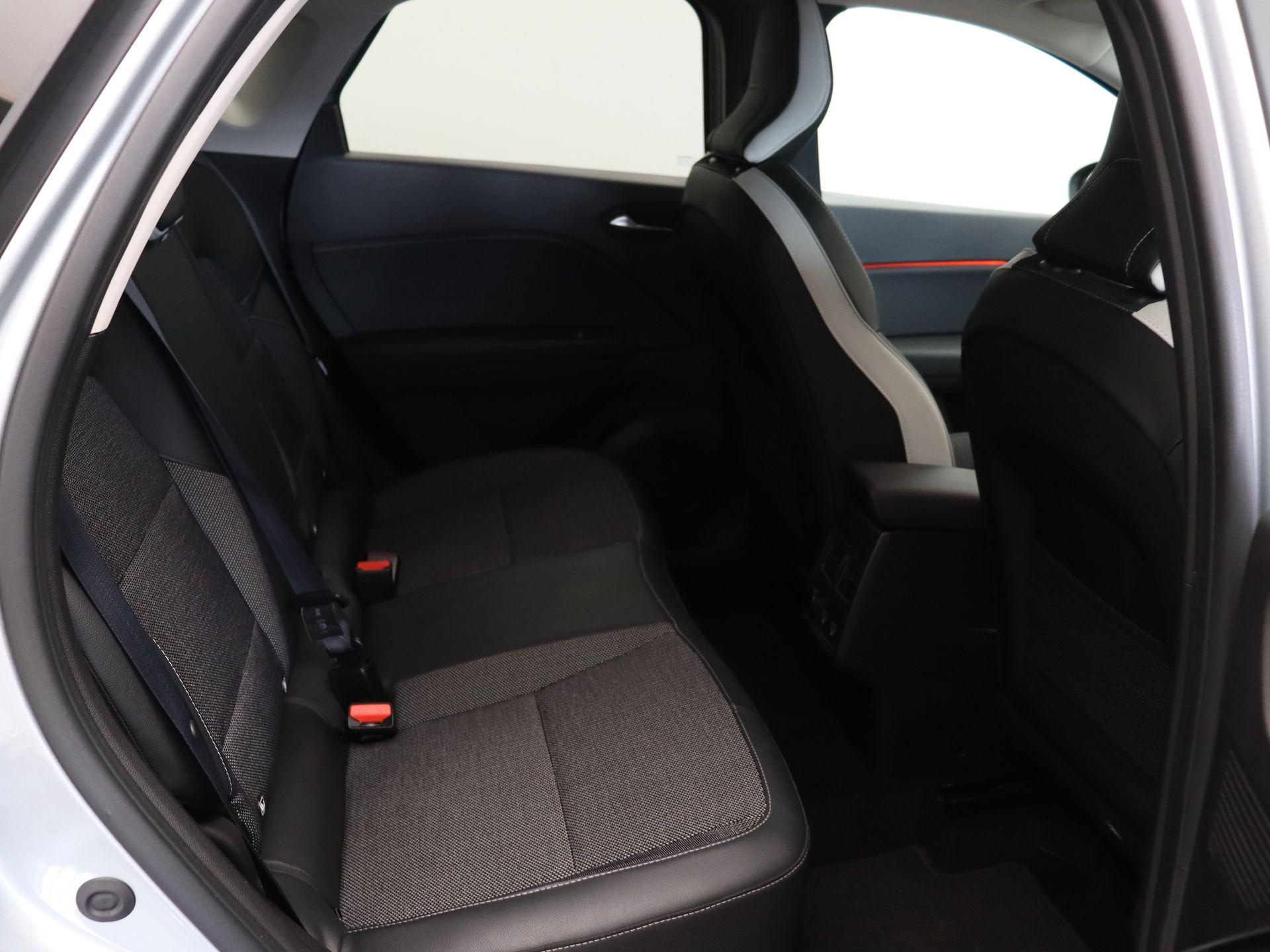 Renault Captur 1.6 E-Tech Hybrid 145 Intens - Afbeelding 9