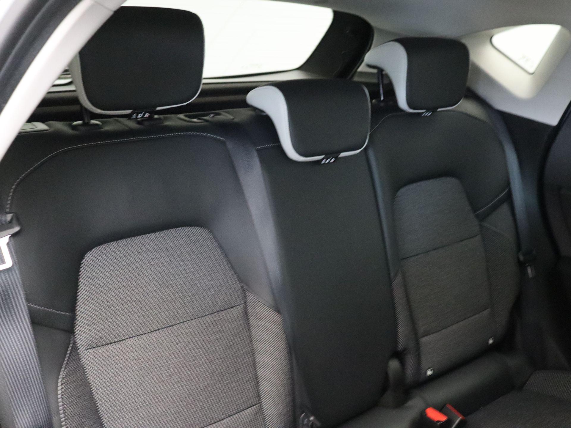 Renault Captur 1.6 E-Tech Hybrid 145 Intens - Afbeelding 10