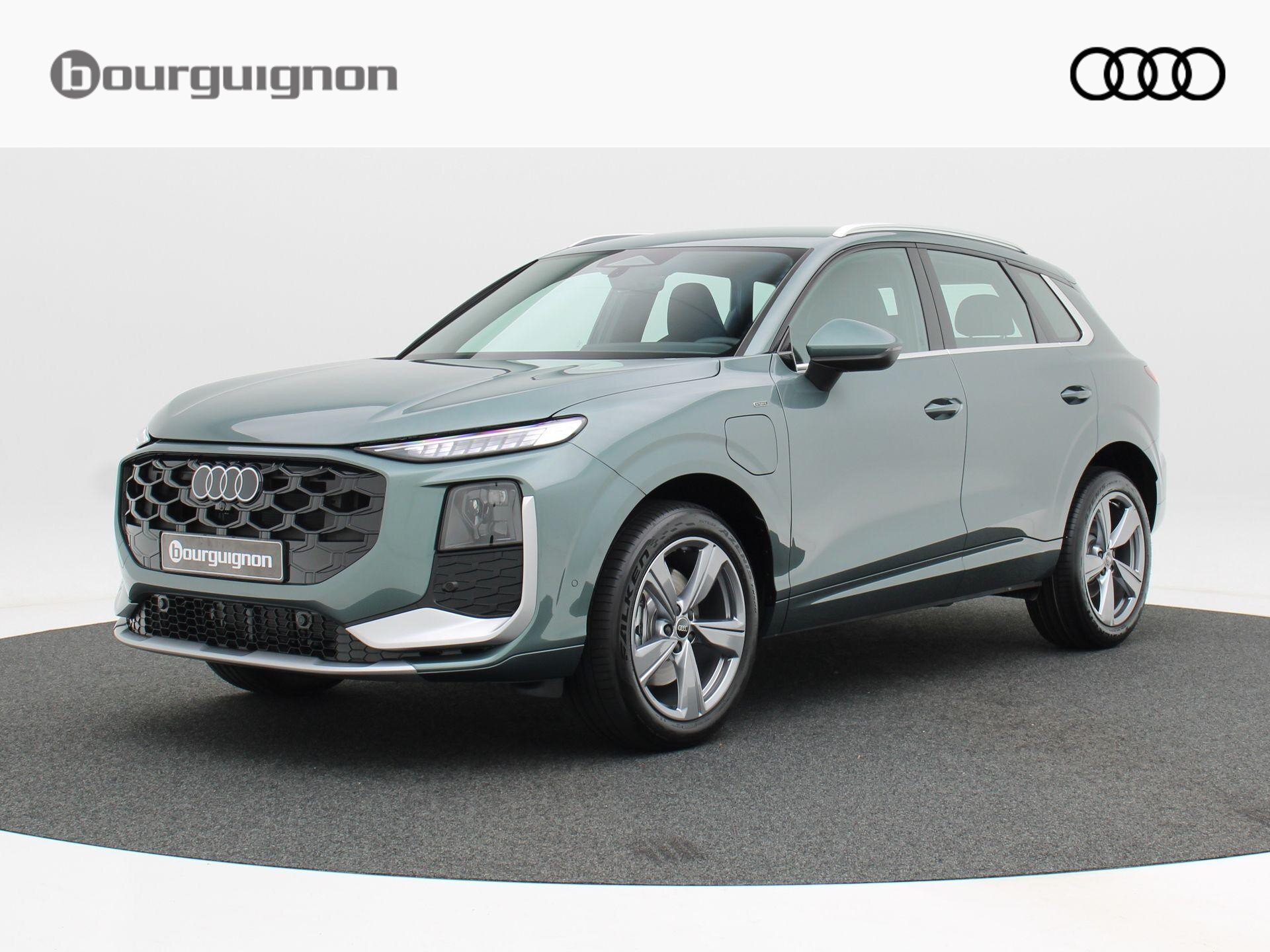 Audi Q3 e-hybrid | S edition | 272 PK Hatchback |