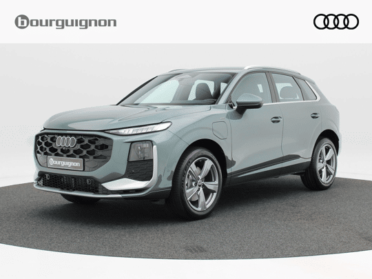 Audi Q3 e-hybrid | S edition | 272 PK Hatchback |