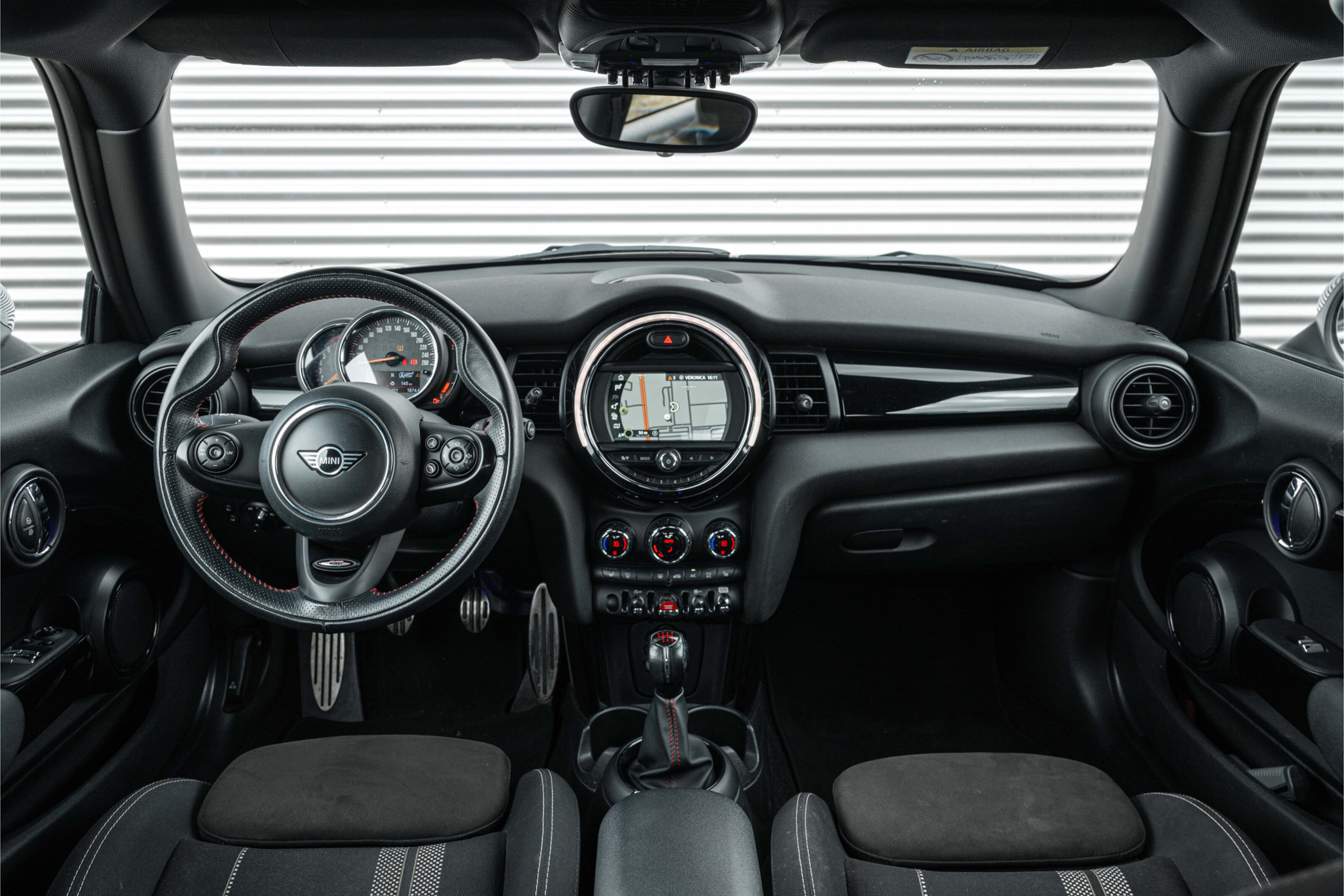 MINI Cooper Hatchback JCW
