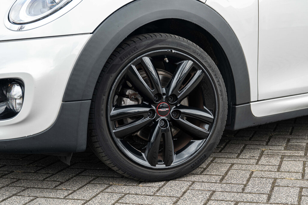 MINI Cooper 8