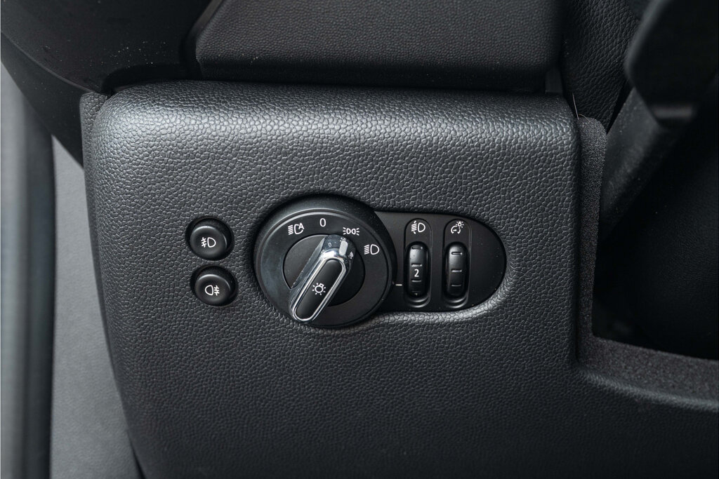 MINI Cooper 22