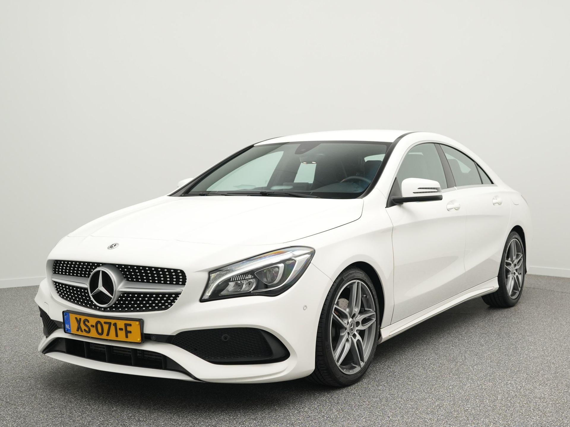 Mercedes-Benz CLA AMG-Line 180 122 PK