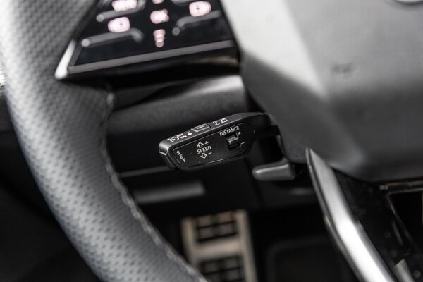 cruise control adaptief met Stop&Go cruise control adaptief met Stop&Go