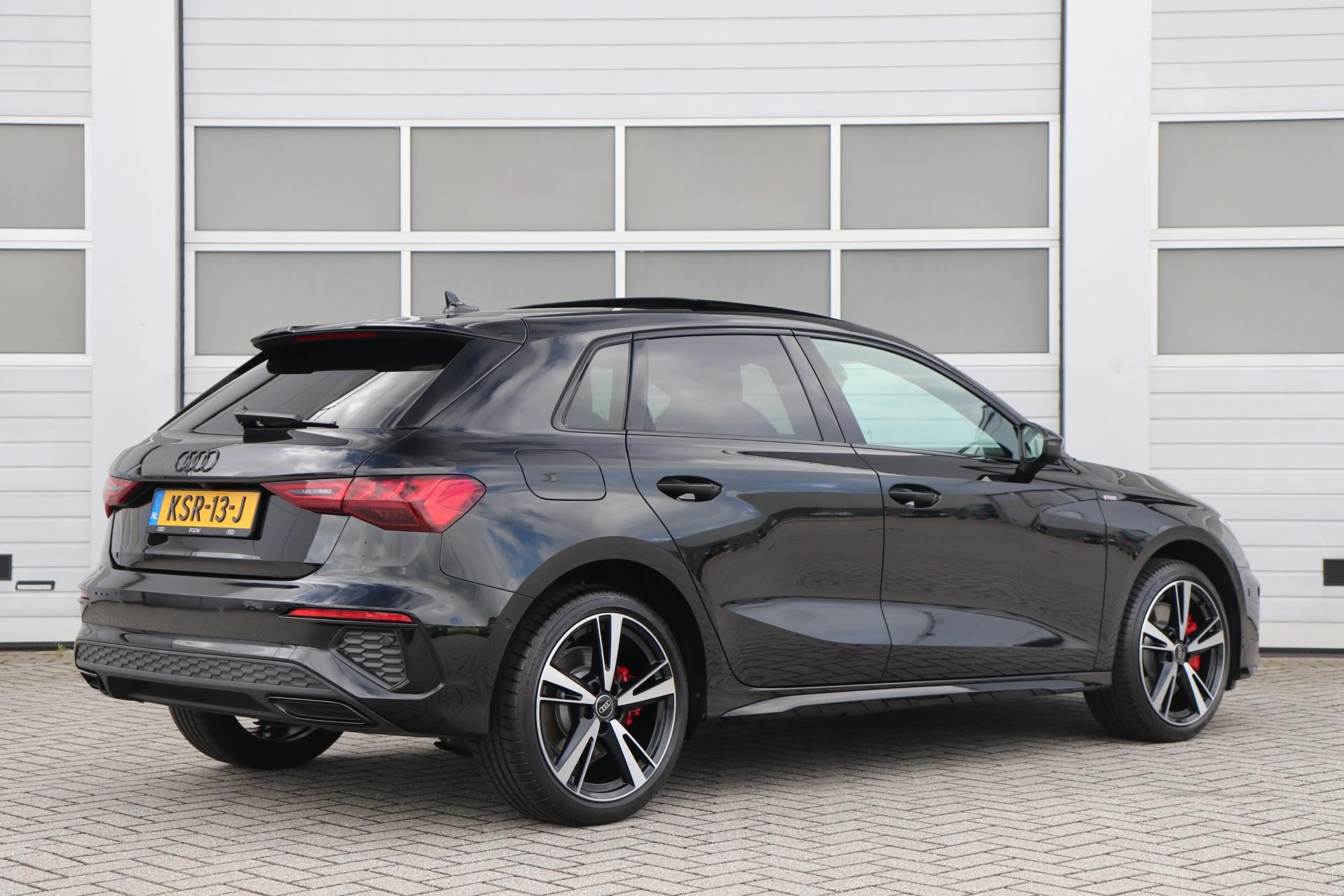 Audi A3 Sportback 45 TFSIe 245pk S edition Competition - Afbeelding 2