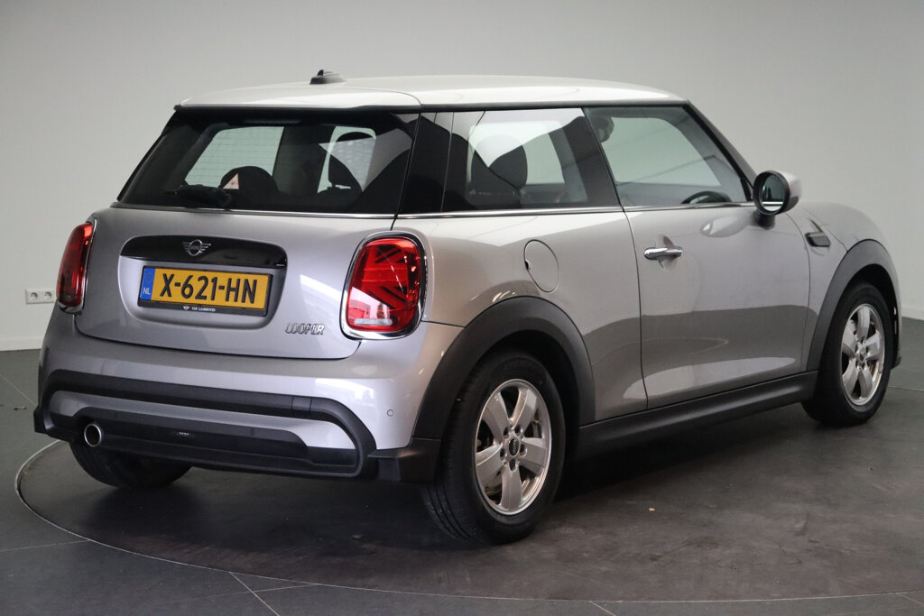 MINI Cooper 4