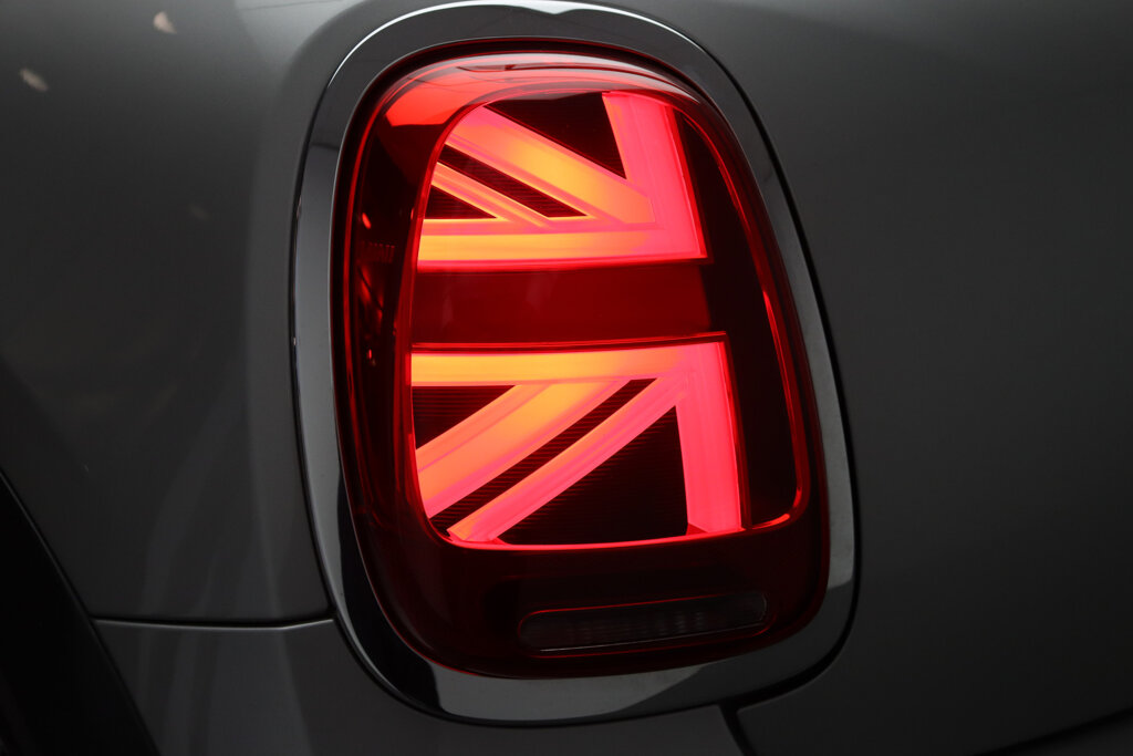 MINI Cooper 8