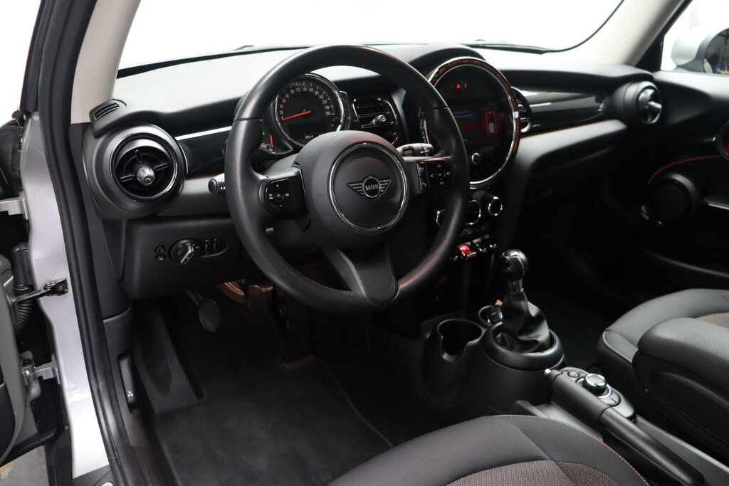 MINI Cooper 9
