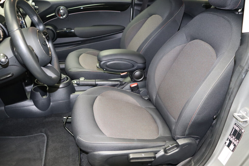MINI Cooper 10
