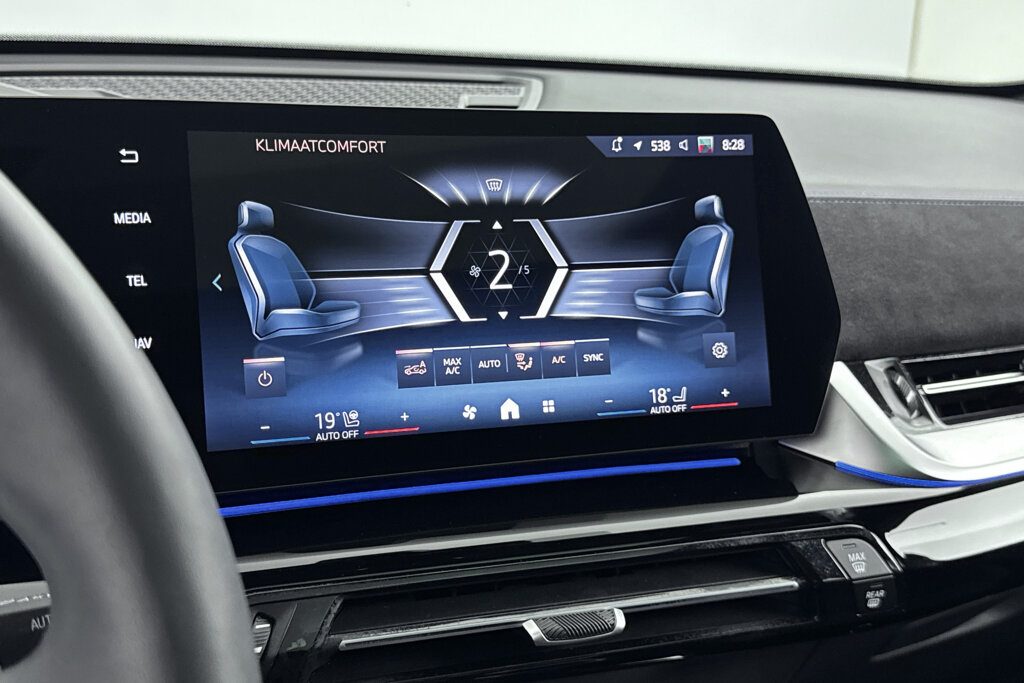 BMW X2 21