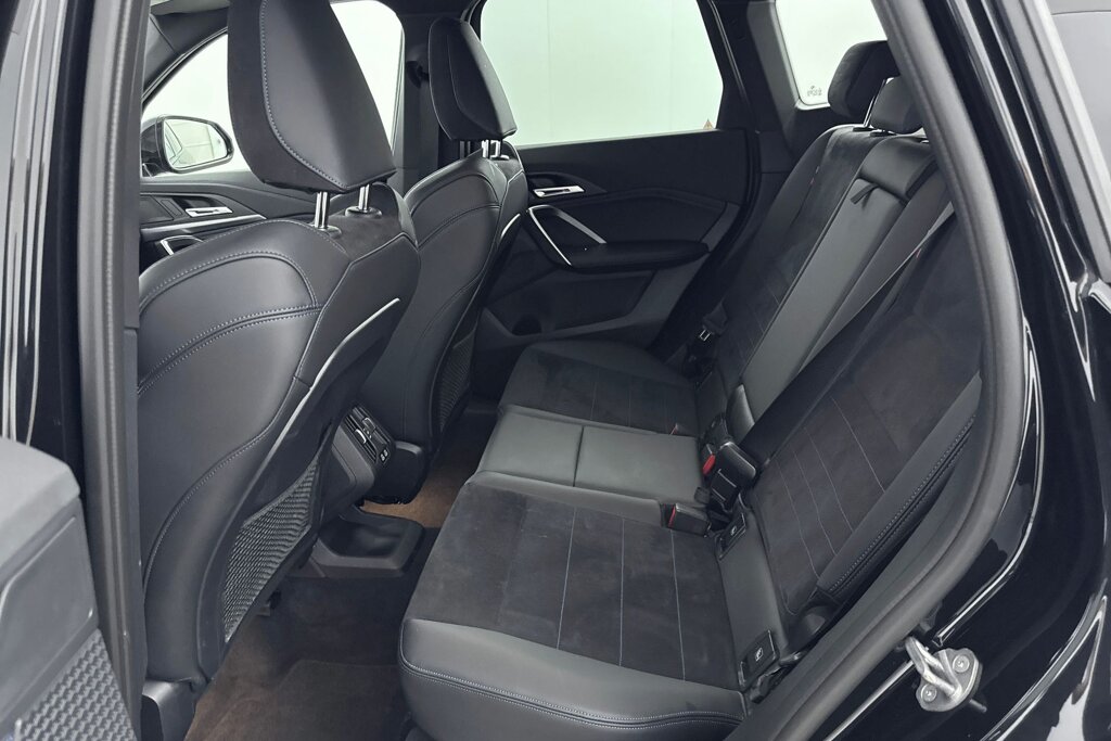 BMW X1 25