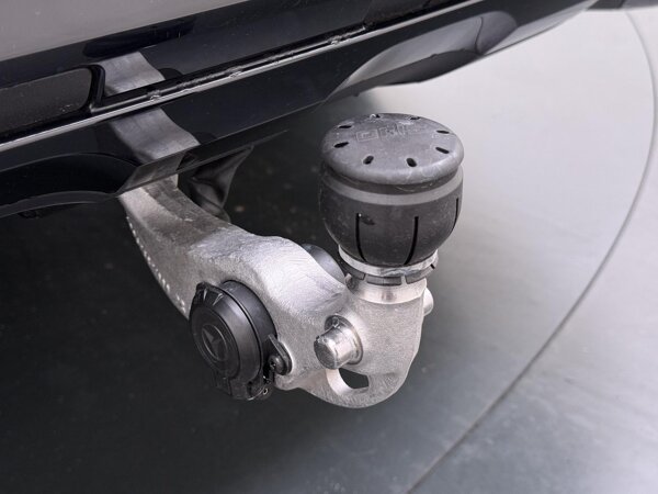 Trekhaak met ESP®-aanhangwagenstabilisatie