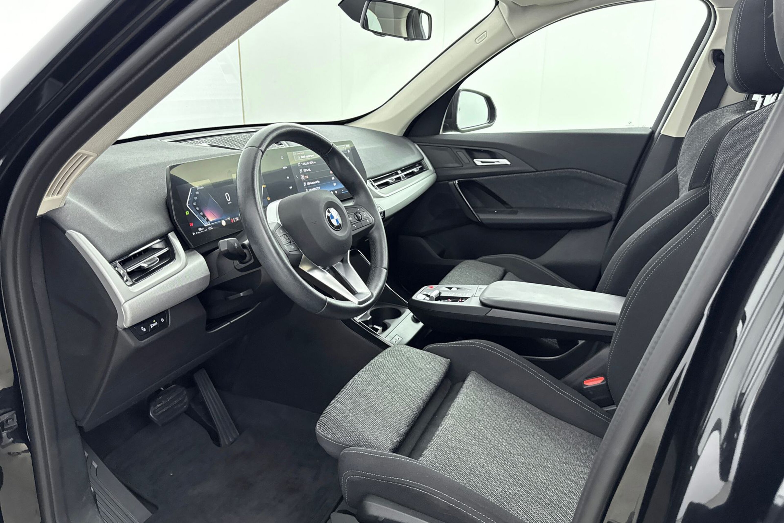BMW X1 8