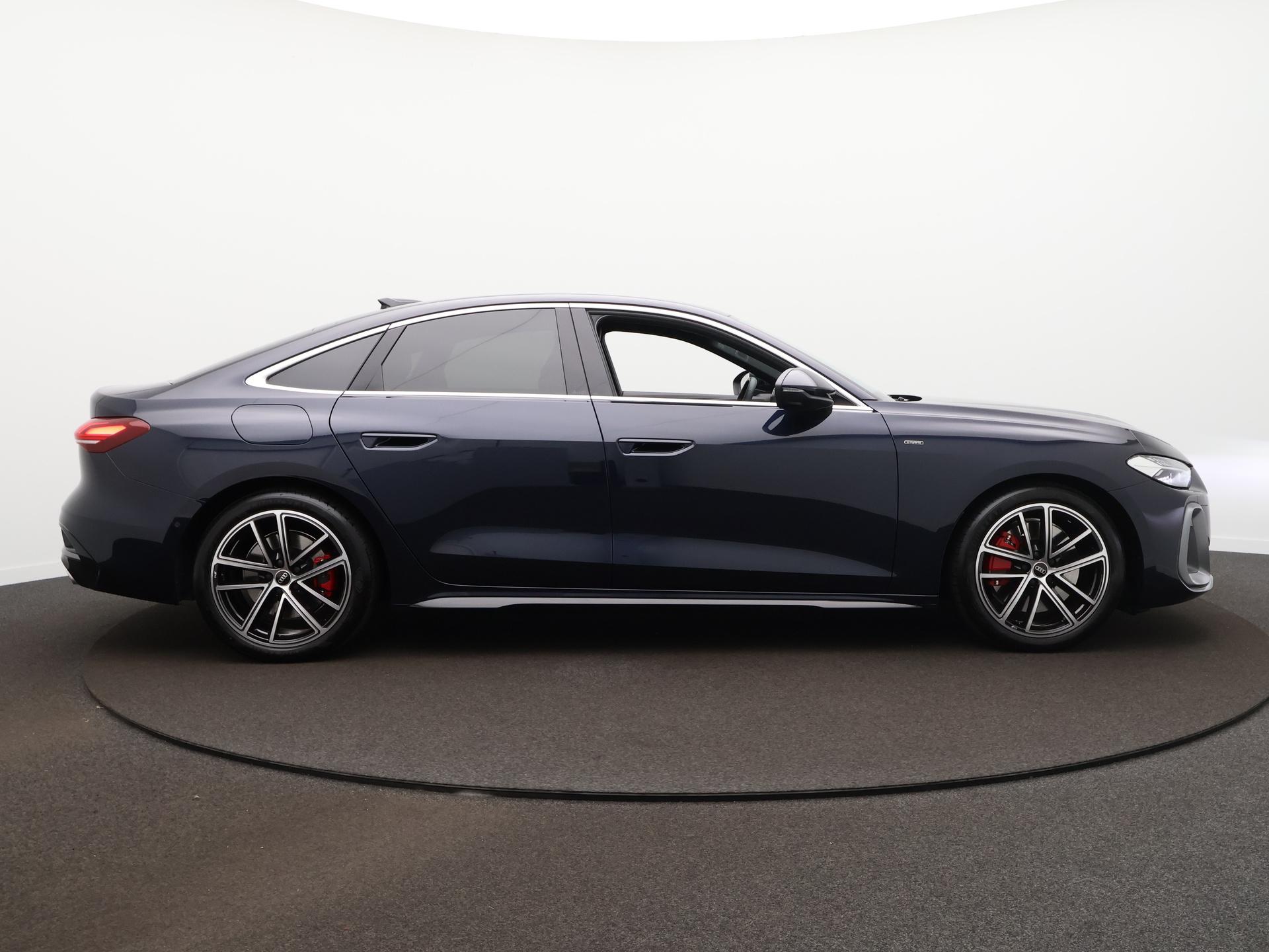 Audi A5 Limousine 2.0 e-hybrid 299 pk Quattro S Edition - Afbeelding 4