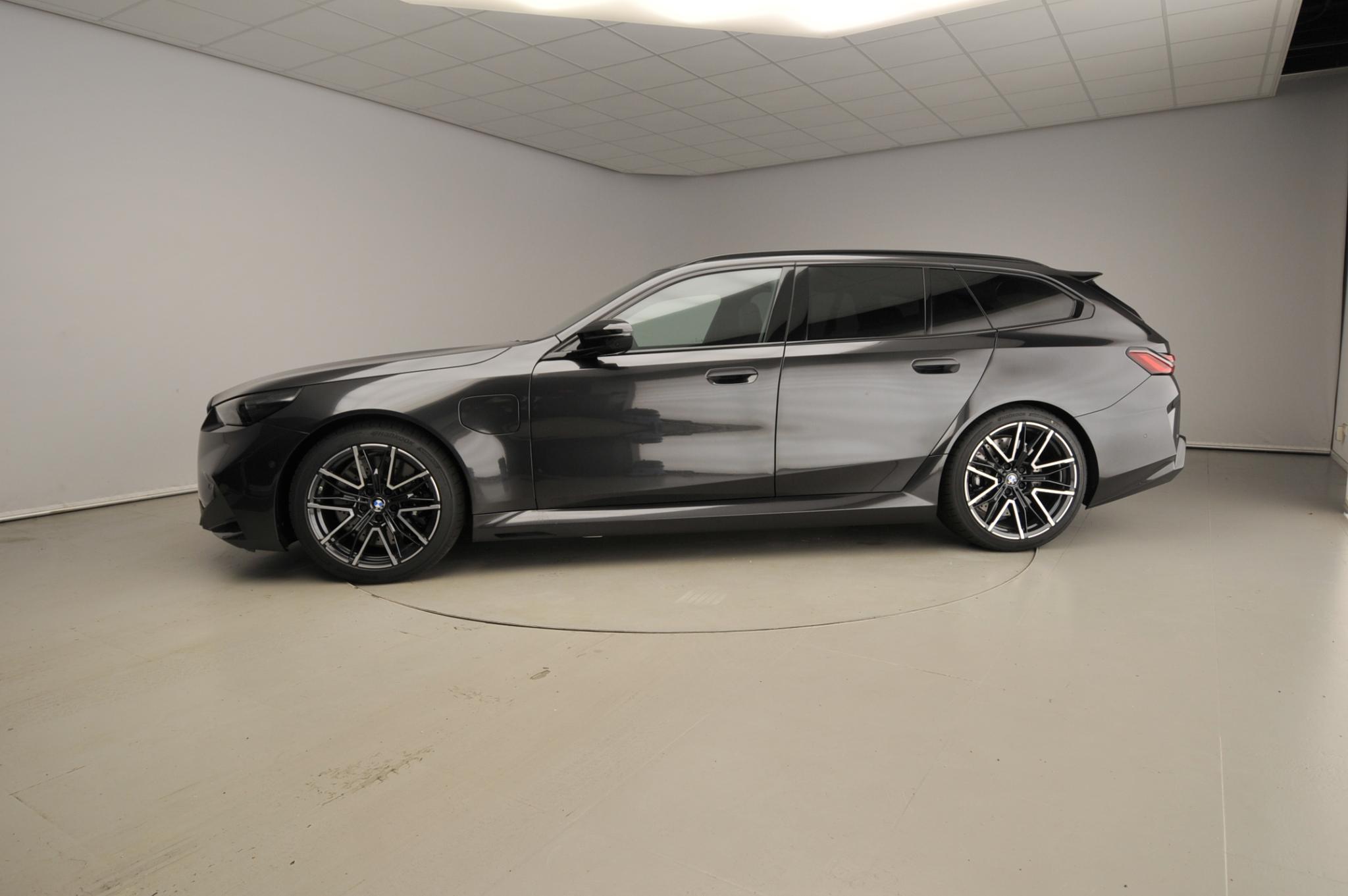 BMW 5 Serie Touring M5 - Afbeelding 2