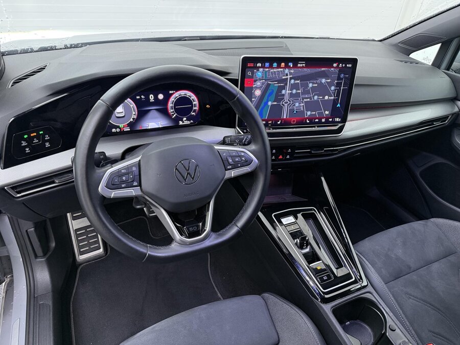 Volkswagen Golf 1.5 eHybrid 50 Edition