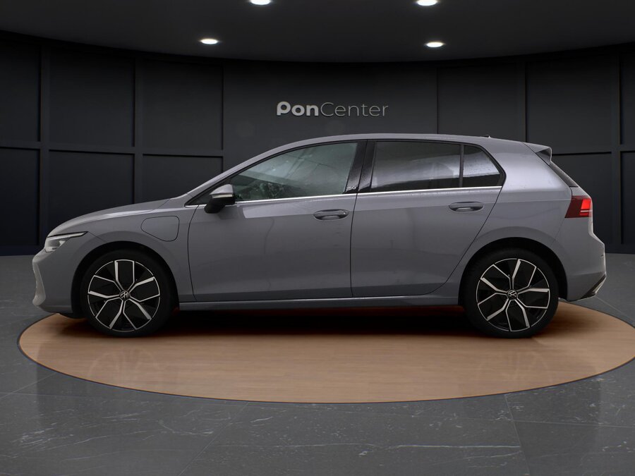 Volkswagen Golf 1.5 eHybrid 50 Edition