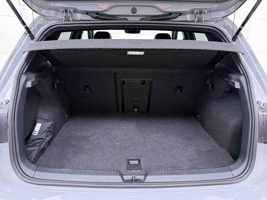 Volkswagen Golf 1.5 eHybrid 50 Edition