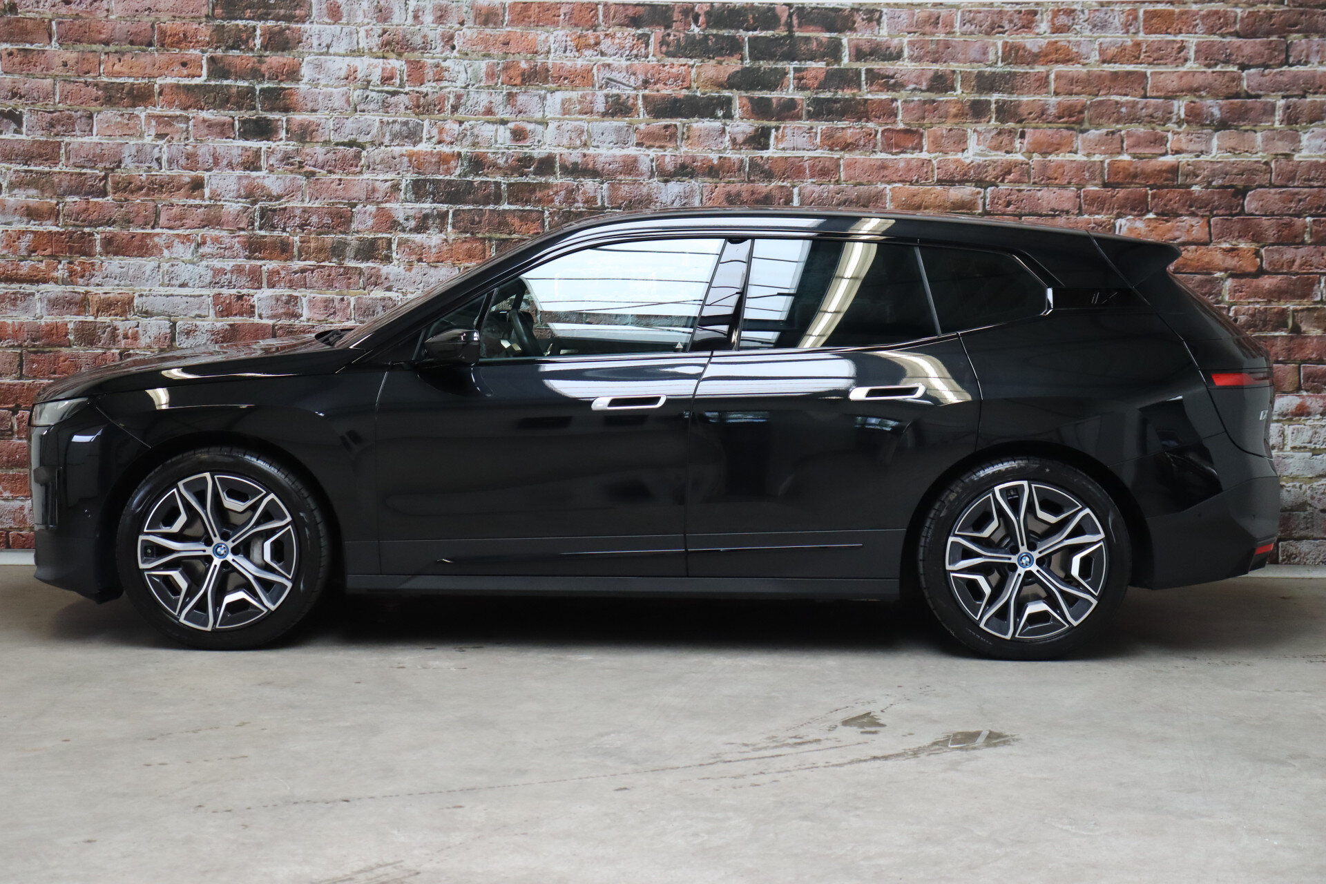 BMW iX xDrive40 High Executive 77 kWh Automaat - Afbeelding 3