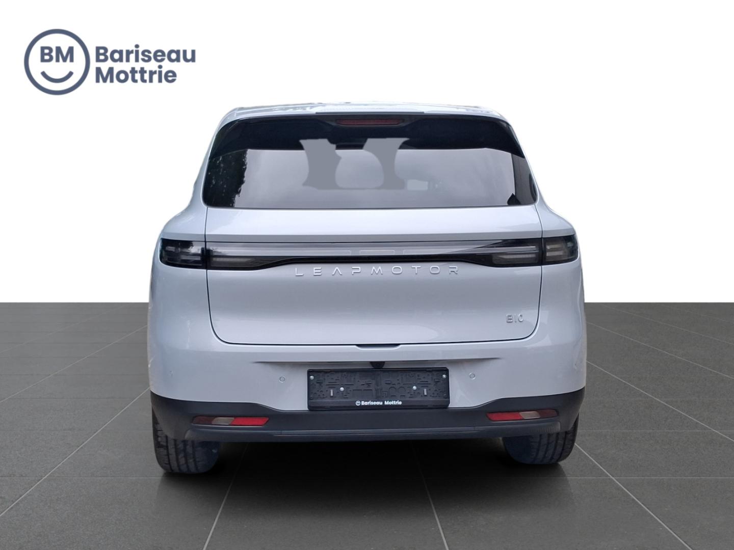 Leapmotor B10 hypdrid ev design - Afbeelding 5