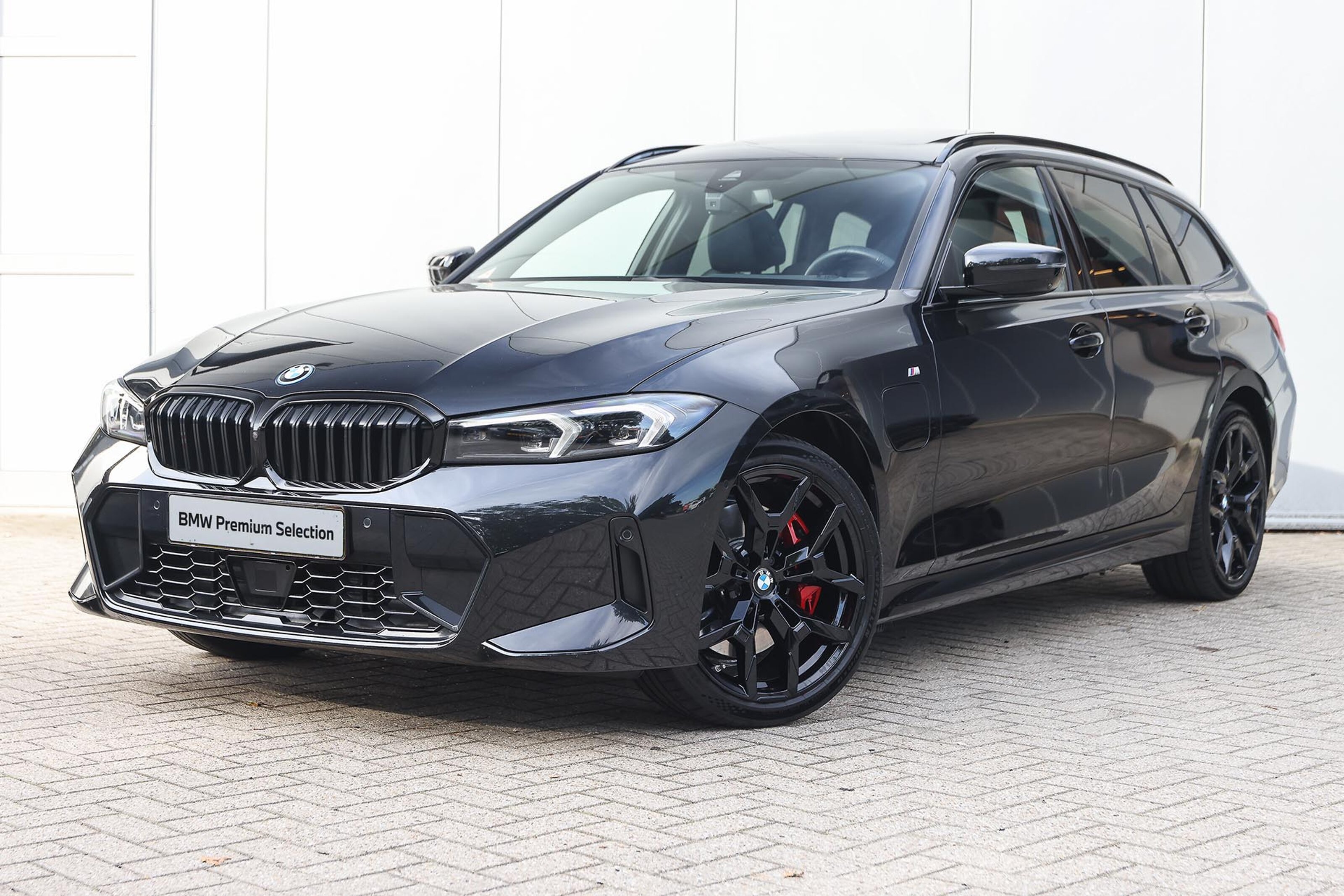 BMW 3 Serie Touring 330e M Sport Automaat