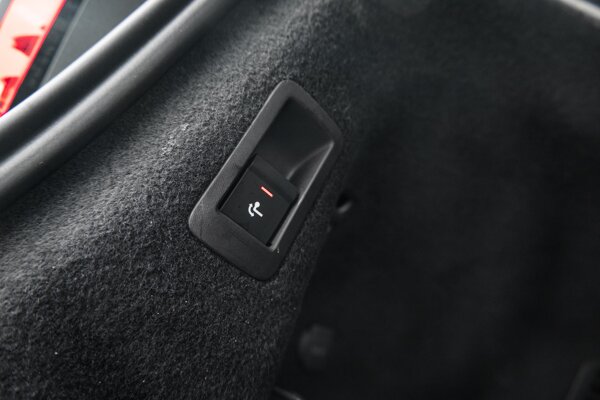 Trekhaak elektrisch uitklapbaar