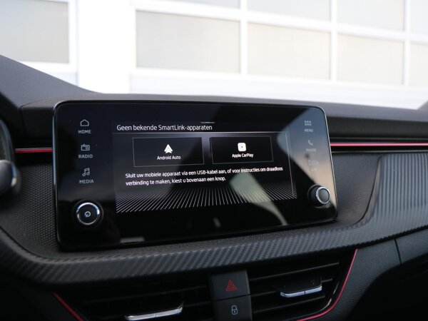 Apple Carplay/Android Auto