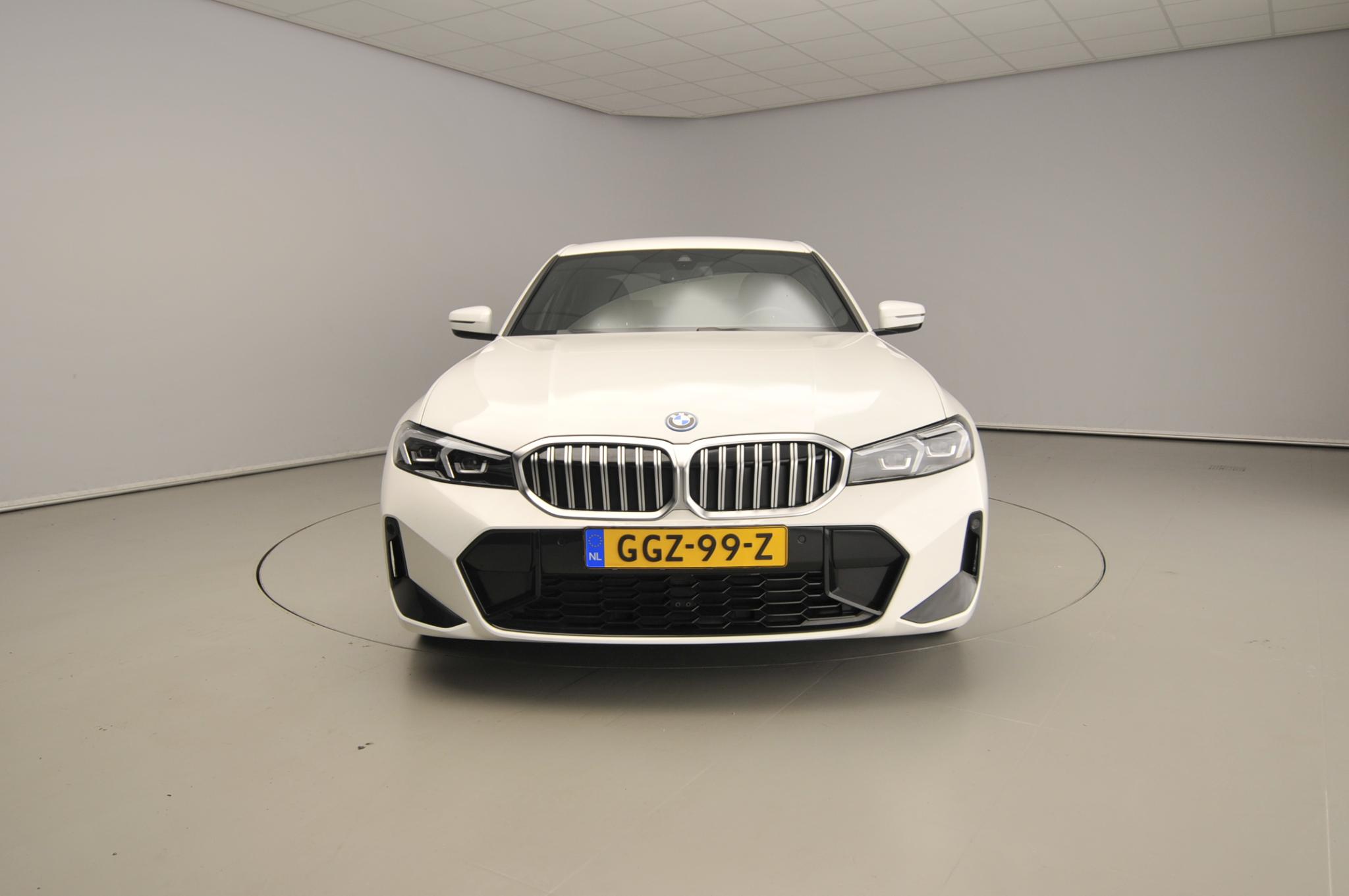BMW 3 Serie Sedan 320e - Afbeelding 5