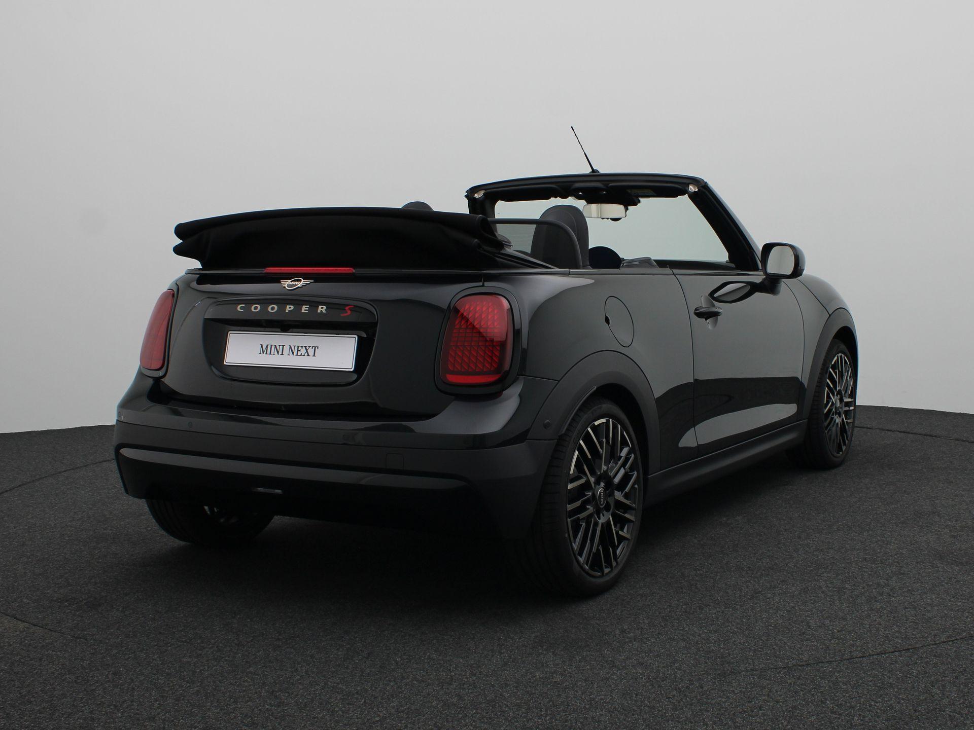 MINI Cabrio 2.0 Cooper S Favoured - Afbeelding 2