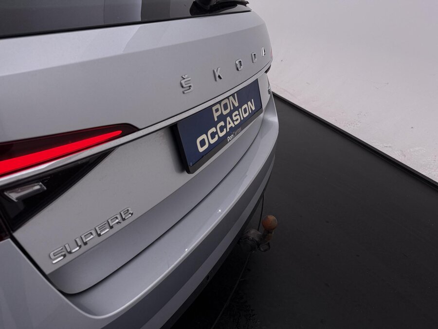 Škoda Superb Combi 1.4 TSI iV Laurin & Klement