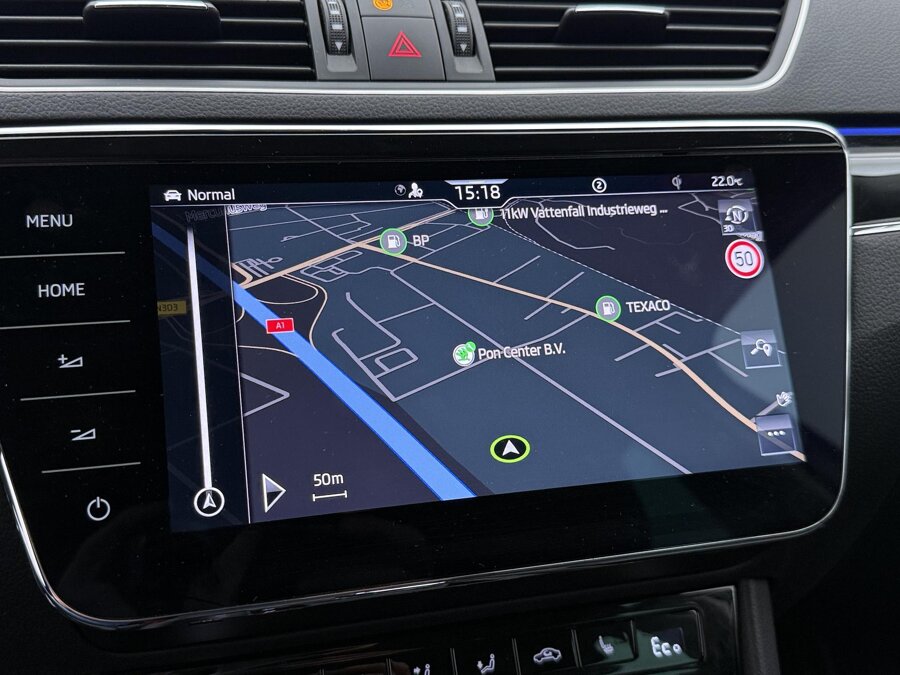 Škoda Superb Combi 1.4 TSI iV Laurin & Klement