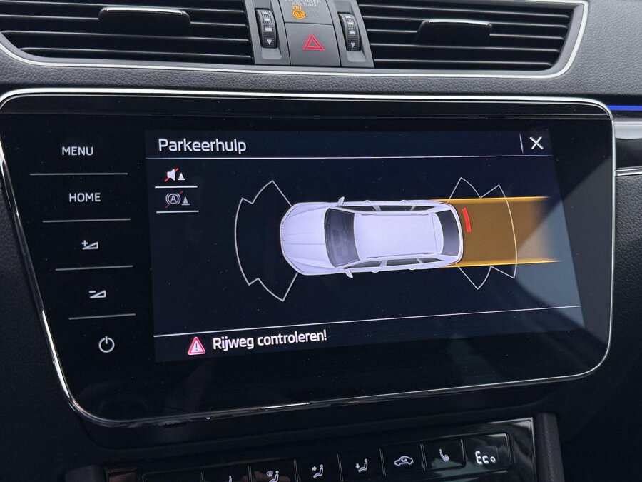 Škoda Superb Combi 1.4 TSI iV Laurin & Klement