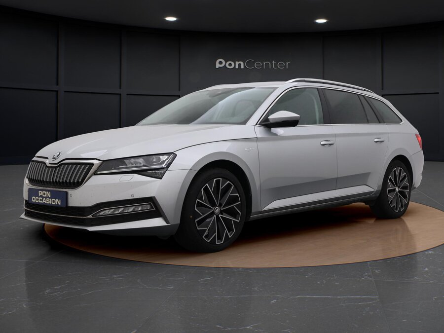 Škoda Superb Combi 1.4 TSI iV Laurin & Klement