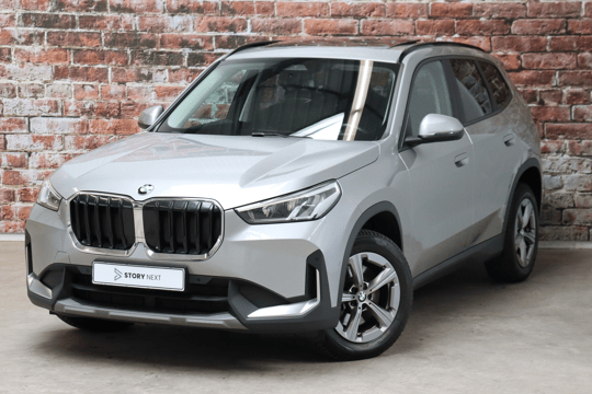 BMW X1 sDrive20i Executive Automaat