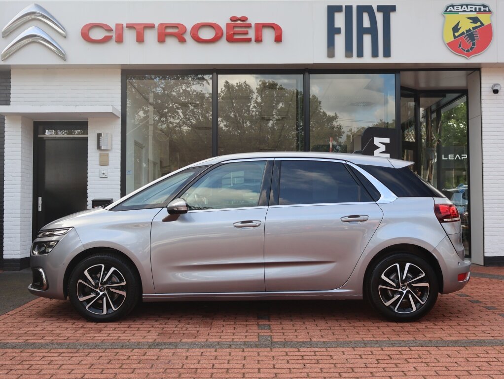 Citroën C4 Spacetourer PureTech 130PK S&S EAT6 Automaat Shine, Rijklaarprijs | Navigatie | 360 Camera | Trekhaak | Keyless Entry & Start - Afbeelding 2